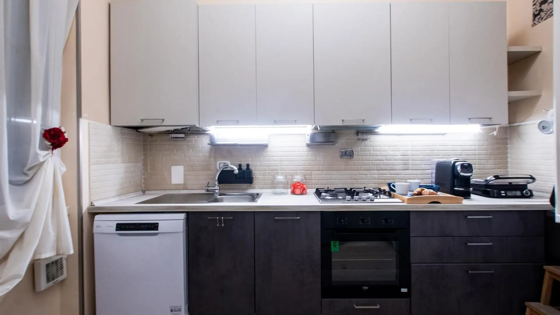 Smart House Colosseo By Barbarhouse Apartment Rome