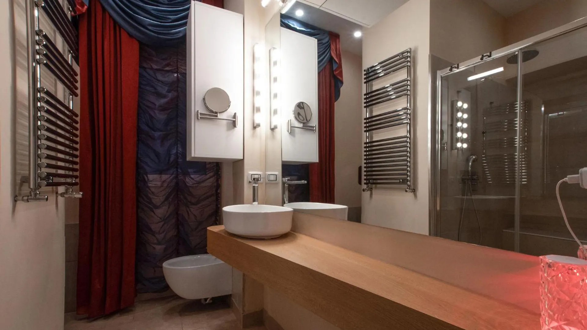 Smart House Colosseo By Barbarhouse Apartment Rome 0*,  Italy